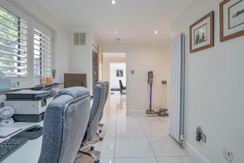 Property Image 39