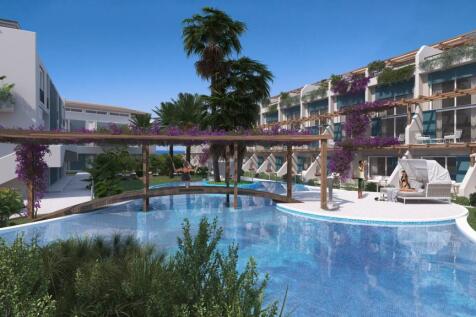 Modern Luxury 2 Bedroom Loft Penthouse with Communal Swimming Pool and Facilities Image 9999