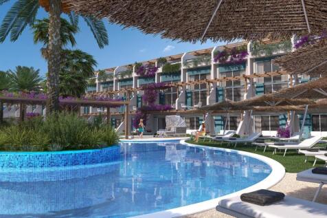 Modern Luxury 2 Bedroom Loft Penthouse with Communal Swimming Pool and Facilities Image 9999