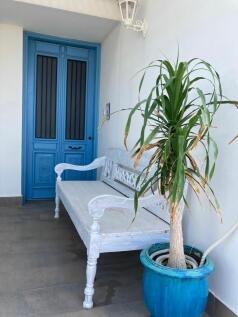  2 Bedroom Blue Townhouse fully furnished with large communal pool Image 8