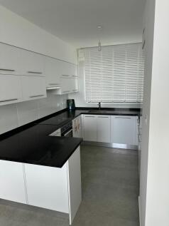 Amazing 2 Bedroom Garden Apt with Roof terrace and Garden Terrace with clear sea views Image 9999