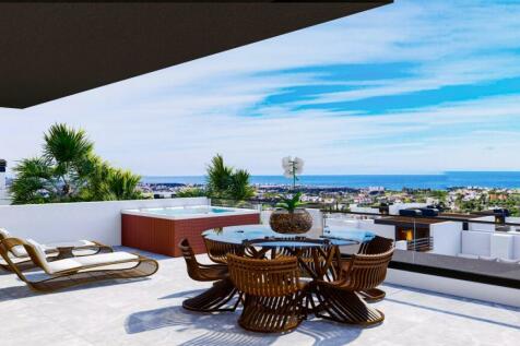 Luxury 4&#43;1 Villa with stunning Roof Terrace &amp; Bar Image 9999