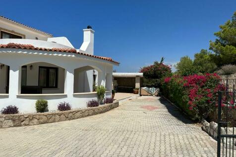 Amazing 3/5 Bedroom Fully Furnished Villa with Large Plot and Elevated Views Image 9999