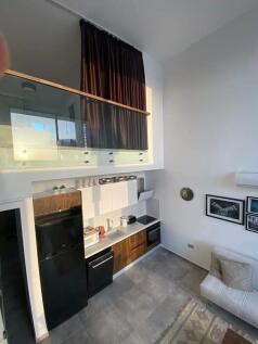  2 Bedroom Loft Penthouse Fully Furnished Image 93