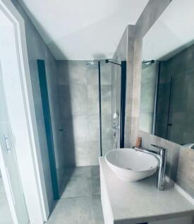  2 Bedroom Loft Penthouse Fully Furnished Image 95