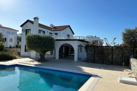 Luxury 4 Bedroom Seaview Villa in Esentepe Image 85