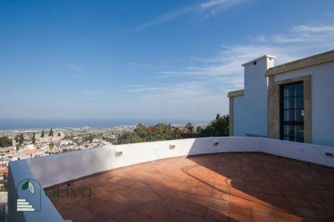 Picturesque Villa with Unique Blend of History and Unparalleled Views Image 9999