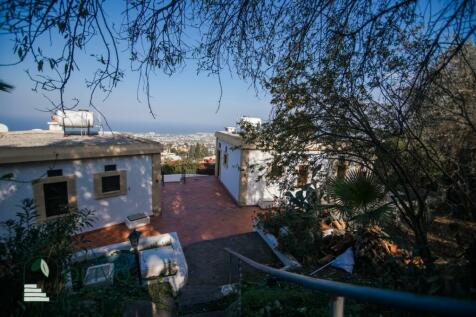 Picturesque Villa with Unique Blend of History and Unparalleled Views Image 9999