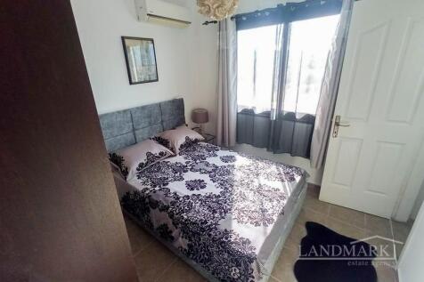 3 bedroom villa with beautiful sea views &#43; partly furnished &#43; 2 communal swimming pools &#43; walking distance to the beach Image 9999