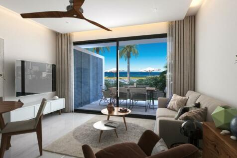 Luxury 3 Bedroom Penthouse with panaromic views with 5-min walt to beach Image 9999