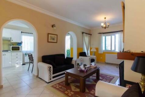 3 bedroom resale villa &#43; 8m x 4m overflow pool &#43; air conditioning &#43; central heating &#43; large roof terrace  Image 9999