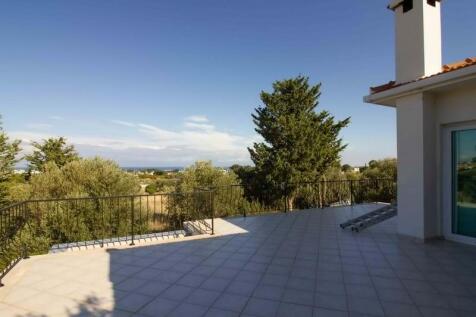 3 bedroom resale villa &#43; 8m x 4m overflow pool &#43; air conditioning &#43; central heating &#43; large roof terrace  Image 9999