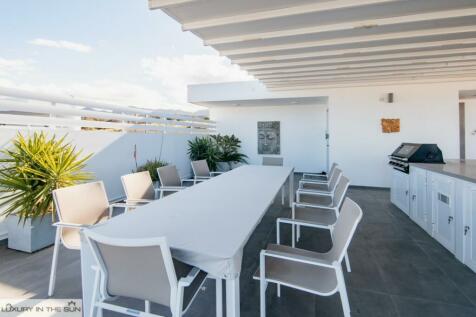 Luxury Double Penthouse Apartment with many Custom Extras, including a Large Private Roof Terrace Image 9999