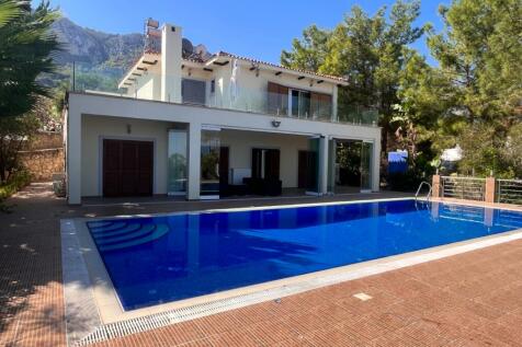 Stunning 4 Bedroom Villa At Savyon Village nestled in the Serene Catalkoy Region Image 9999