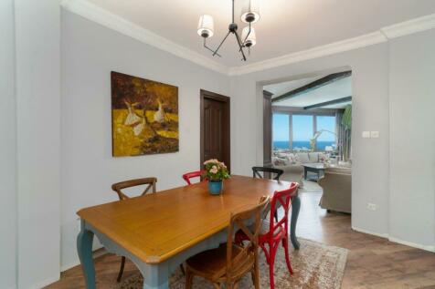 Panoramic Sea Views 4-Bedroom Villa in Bellapais Image 9999