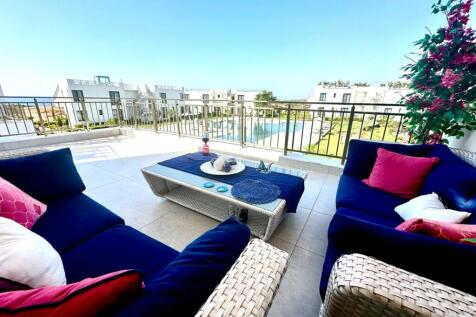 Luxury 1 Bed Penthouse Apartment with High-End Upgrades and Amenities  Image 9999