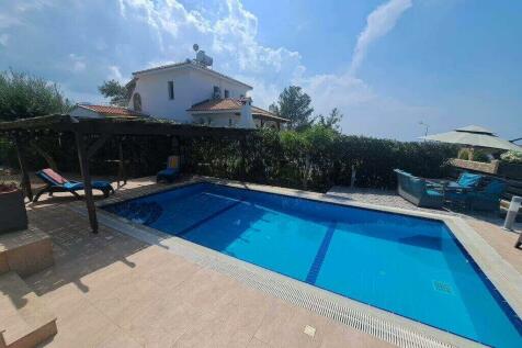 Exquisite 3 Bedroom Villa with Panoramic Views and Prime Location ? A Rare Opportunity Image 9999 7