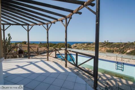 A Tranquil Retreat Villa with Breathtaking Views Image 9999 23