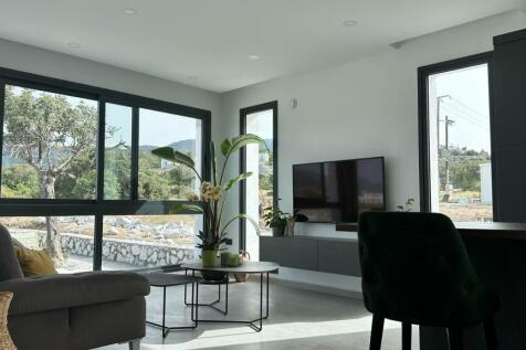 LAST 4 UNITS Stunning Marina Park Villa with incredible 360 degree Sea and Mountain Views Image 9999 5