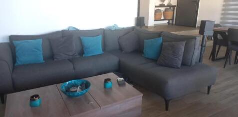 Stunning 4-Bedroom Sea View Villa with Luxurious Amenities and Beach Access Image 9999 23