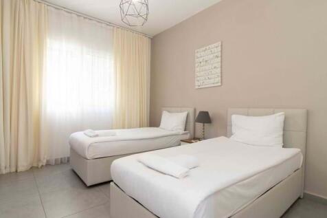 3-bedroom ground floor apartment &#43; communal pools &#43; indoor pool &#43; furnished &#43; air cons &#43; white goods &#43; private beach &#43; gym &#43; spa &#43; restaurant Image 9999 9