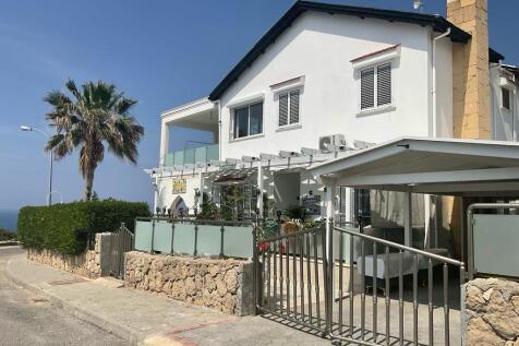 Beautiful 4 Bedroom Seaview Key Ready Resale Villa in Esentepe Image 70 1
