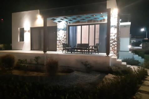 Luxury 3 Bed Bungalow on Boutique Development with clear Sea View Image 9999 24