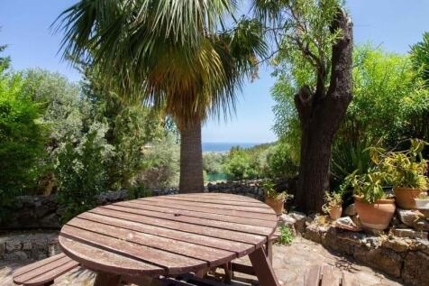 3 bedroom traditional villa &#43; central heating &#43; air conditioning &#43; amazing sea views &amp; mountain views &#43; Title deed in the owner?s name VAT paid Image 9999 27