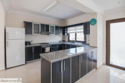 Amazing 3/5 Bedroom Fully Furnished Villa with Large Plot and Elevated Views Image 9999 16