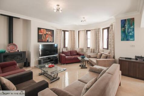 Amazing 3/5 Bedroom Fully Furnished Villa with Large Plot and Elevated Views Image 9999 17