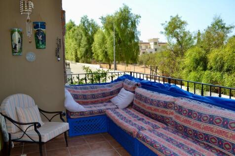 Luxurious 3-Bedroom Apartment in Kucuk Erenkoy with Modern Amenities and Stunning Outdoor Spaces Image 9999 6