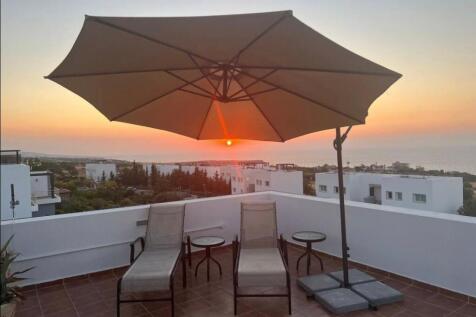 Luxury 2 Bedroom Penthouse surrounded by Pure Nature Image 9999 7