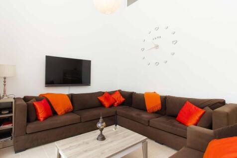 3 bedroom terrace house &#43; fully furnished &#43; 18m x 6m communal pool &#43; air conditioning &#43; kitchen appliances &#43; Title deed in the owners name VAT paid Image 9999 4