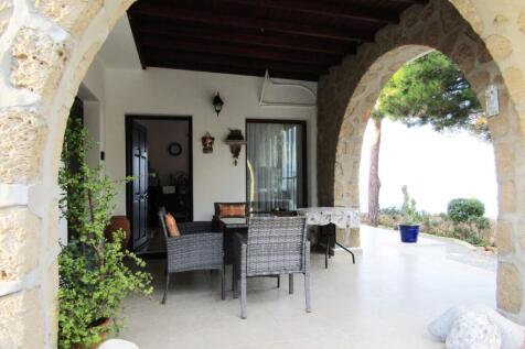 Beautiful Private Villa with Pool and Elevated Sea Views Image 9999 17