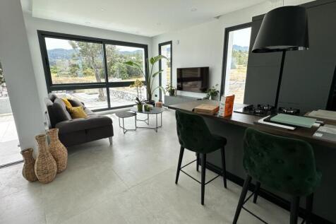 LAST 4 UNITS Stunning Marina Park Villa with incredible 360 degree Sea and Mountain Views 3 and 4 Bed Options Image 9999 14