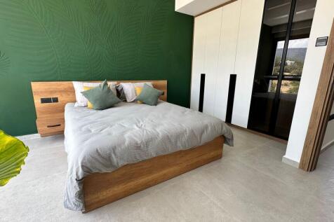 LAST 4 UNITS Stunning Marina Park Villa with incredible 360 degree Sea and Mountain Views 3 and 4 Bed Options Image 9999 25