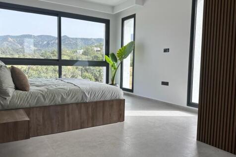 LAST 4 UNITS Stunning Marina Park Villa with incredible 360 degree Sea and Mountain Views 3 and 4 Bed Options Image 9999 19