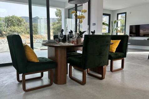LAST 4 UNITS Stunning Marina Park Villa with incredible 360 degree Sea and Mountain Views 3 and 4 Bed Options Image 9999 20
