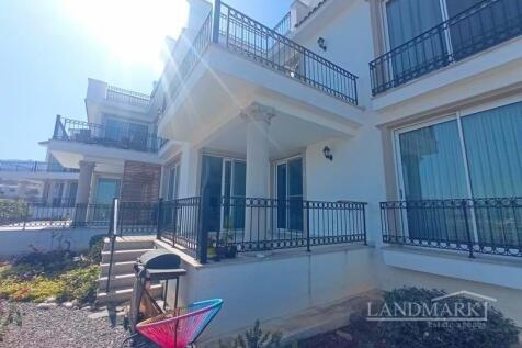 2-bedroom ground floor apartment &#43; fully furnished &#43; communal pools &#43; restaurant &#43; SPA centre &#43; supermarket &#43; pharmacy &#43; walking distance to the beach  Image 9999 19