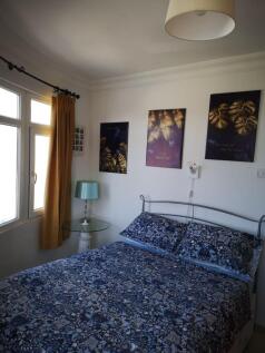 4 bedroom seaside villa with pool and sea views in excellent condition Image 9999 17