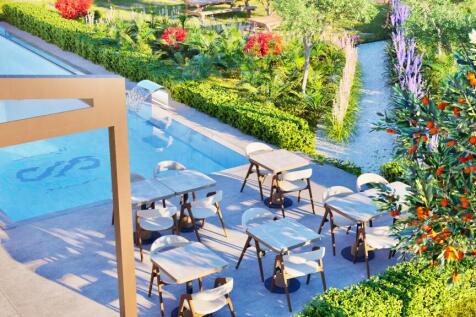 Luxury Garden Two Bedroom Apartment with Sea and Mountain Views, Fully Furnished with White Goods Image 9999 10