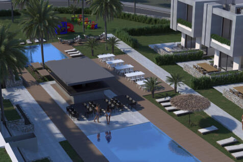 Luxury 2 Bedroom Garden Apartment with Communal Swimming Pool and Roof Terrace Image 9999 4