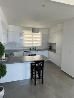 Luxury Seaview Penthouse 2 Bedroom Apartment Fully Furnished Key Ready Image 9999 16