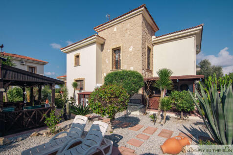 Idyllic Luxury Villa 3 Bedrooms set in the Pine Forests of Esentepe close to the Golf Club &amp; Beach Image 9999 5