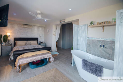 Idyllic Luxury Villa 3 Bedrooms set in the Pine Forests of Esentepe close to the Golf Club &amp; Beach Image 9999 14