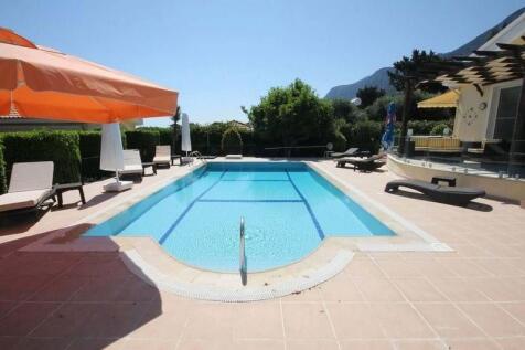 A beautiful 3 bedroom resale villa 10m x 5m heated swimming pool, fully furnished,Title deed in the owner?s name VAT paid Image 9999 22