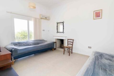 4 bedroom villa &#43; 8m x 4m swimming pool &#43; furnished &#43; air conditioning &#43; sea views &#43; Title deeds in the owner?s name VAT paid Image 9999 10