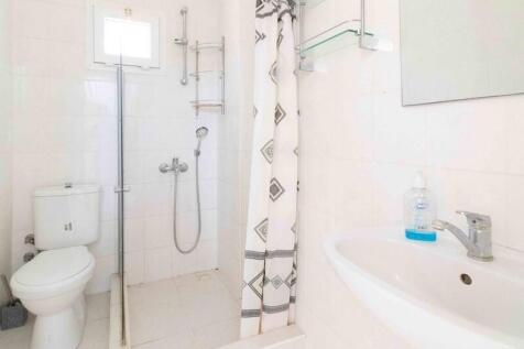4 bedroom villa &#43; 8m x 4m swimming pool &#43; furnished &#43; air conditioning &#43; sea views &#43; Title deeds in the owner?s name VAT paid Image 9999 16