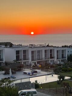 Outsanding 3 Bedroom Custom Penthouse Fully Furnished with Sea &amp; Mountain Views Image 9999 25