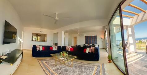 Outsanding 3 Bedroom Custom Penthouse Fully Furnished with Sea &amp; Mountain Views Image 9999 19